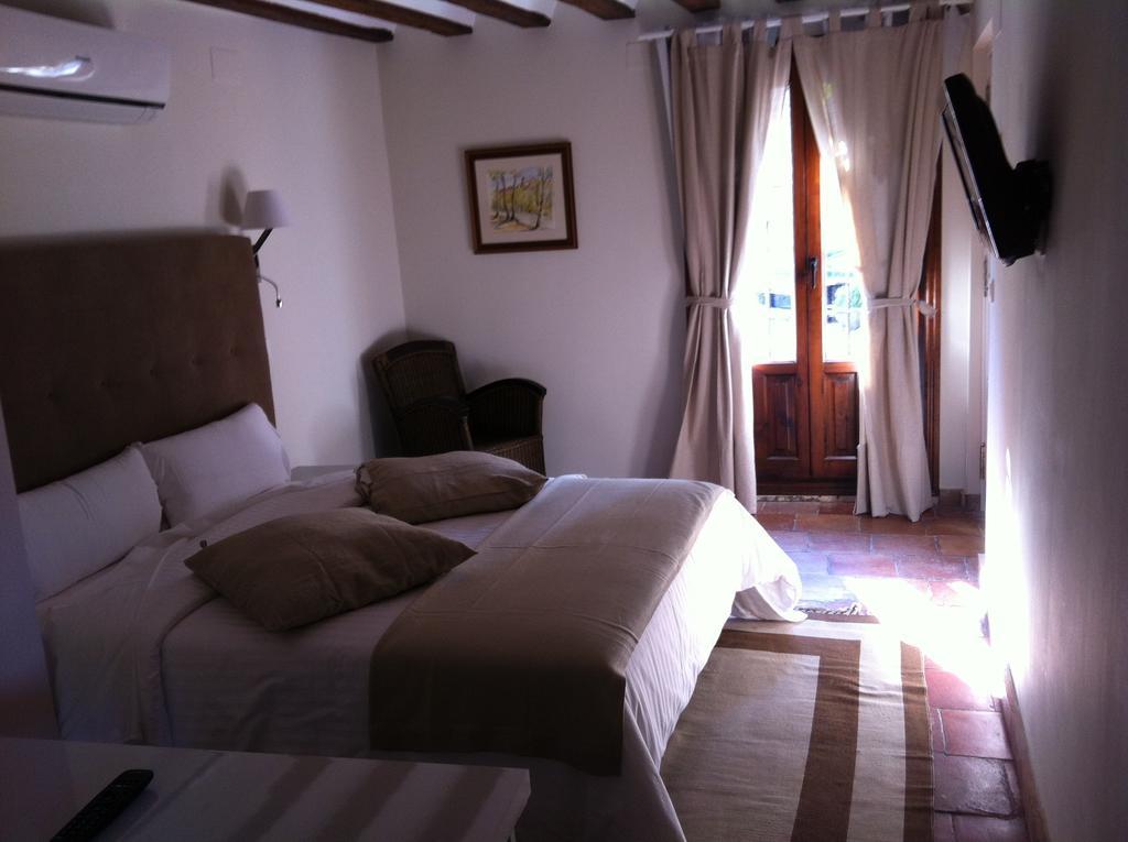 Los Ojos De La Mora Apartamentos Boutique Cuenca  Exterior photo